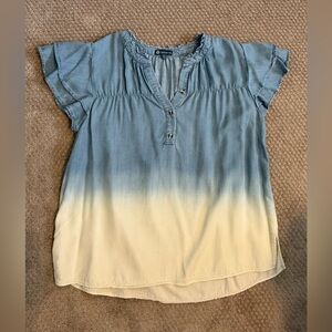Democracy Ombré Chambray Short Sleeve Shirt